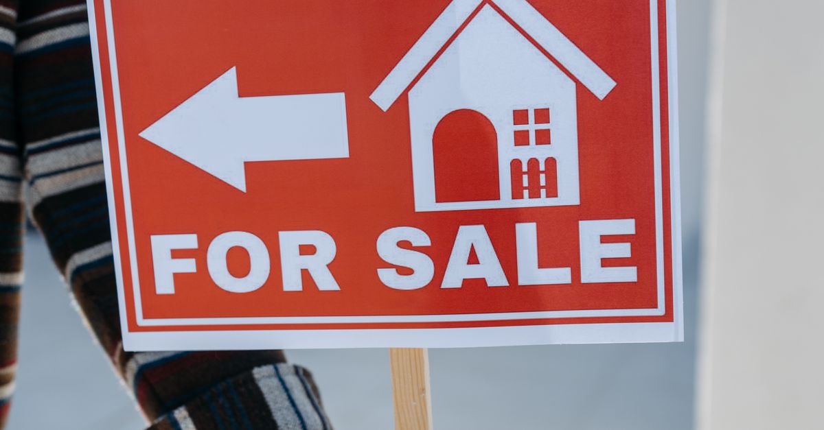 Evaluating Industrial Property Location for Business Success